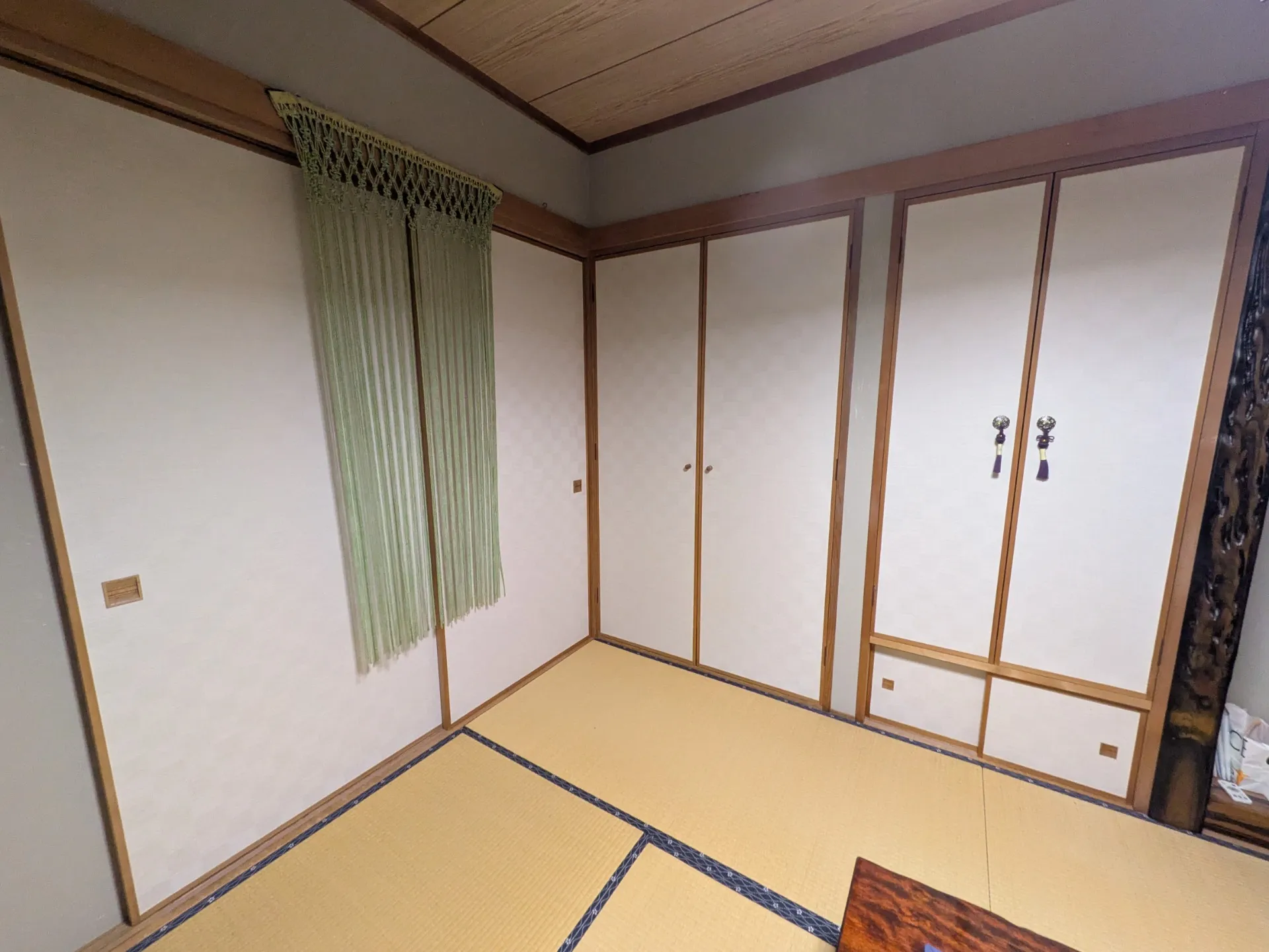 襖の貼替とバーチカルブラインドの取付